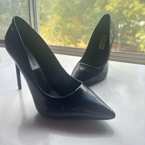 Steve Madden Black Heels, barely worn